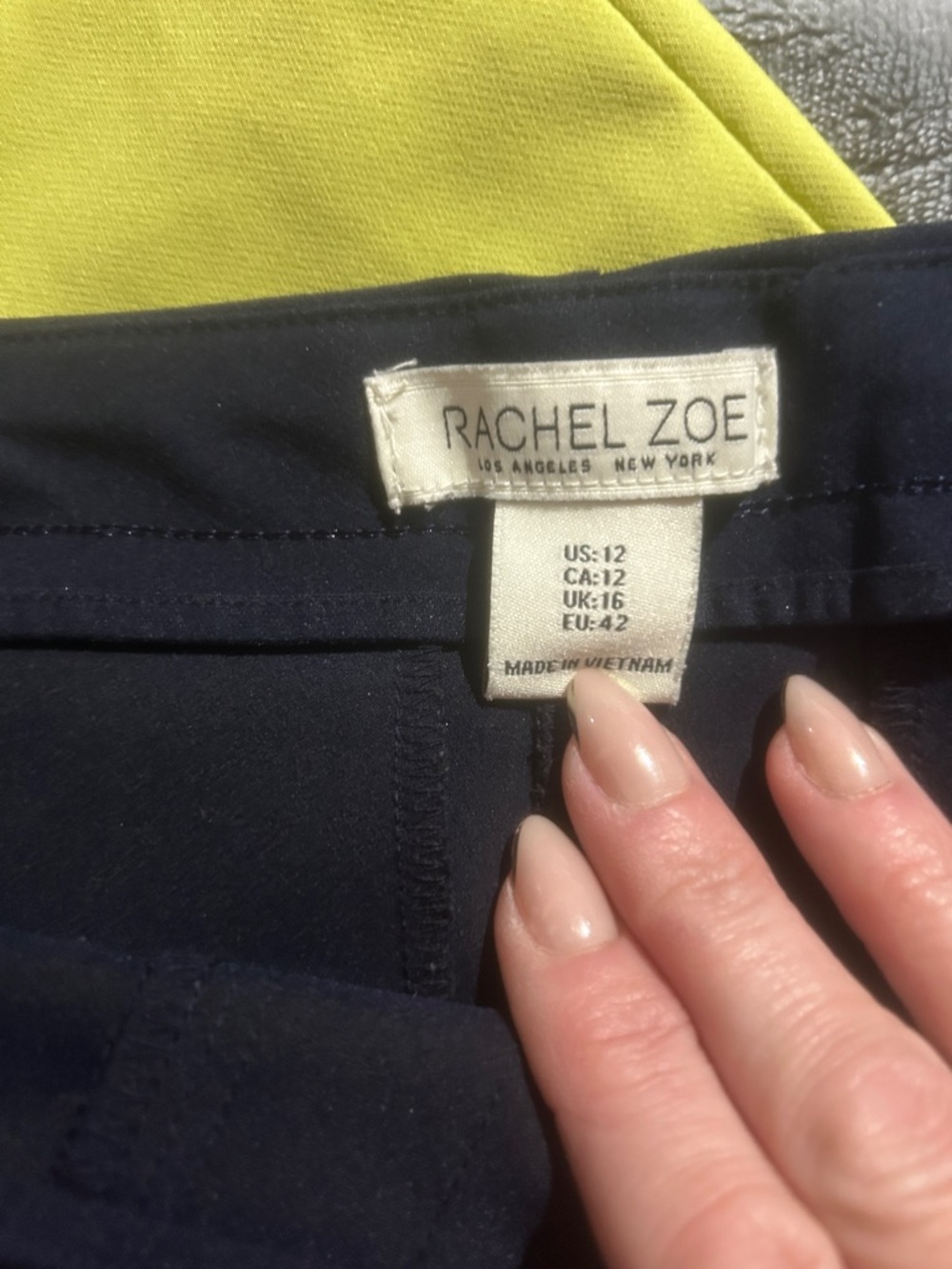 Rachel Zoe dress shorts - Neon green, Navy, Cream - Picture 3 of 4